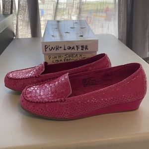 Awesome AJ Valenci Size 11W Pink Loafers